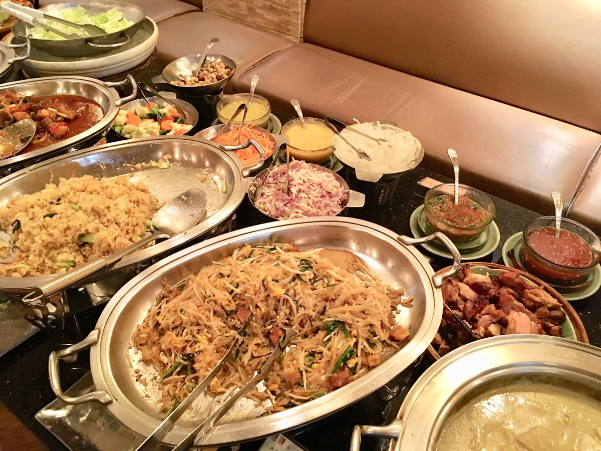 アトモス不動産 山崎剛 Twitter પર 北堀江にあるタイ料理チェディルアンで火曜日限定1000円ビュッフェに行ってきました バイキング 食べ放題 ビュッフェ ランチ 大阪 北堀江 南堀江 タイ タイ料理 チェディルアン パクチー カフェ スイーツ