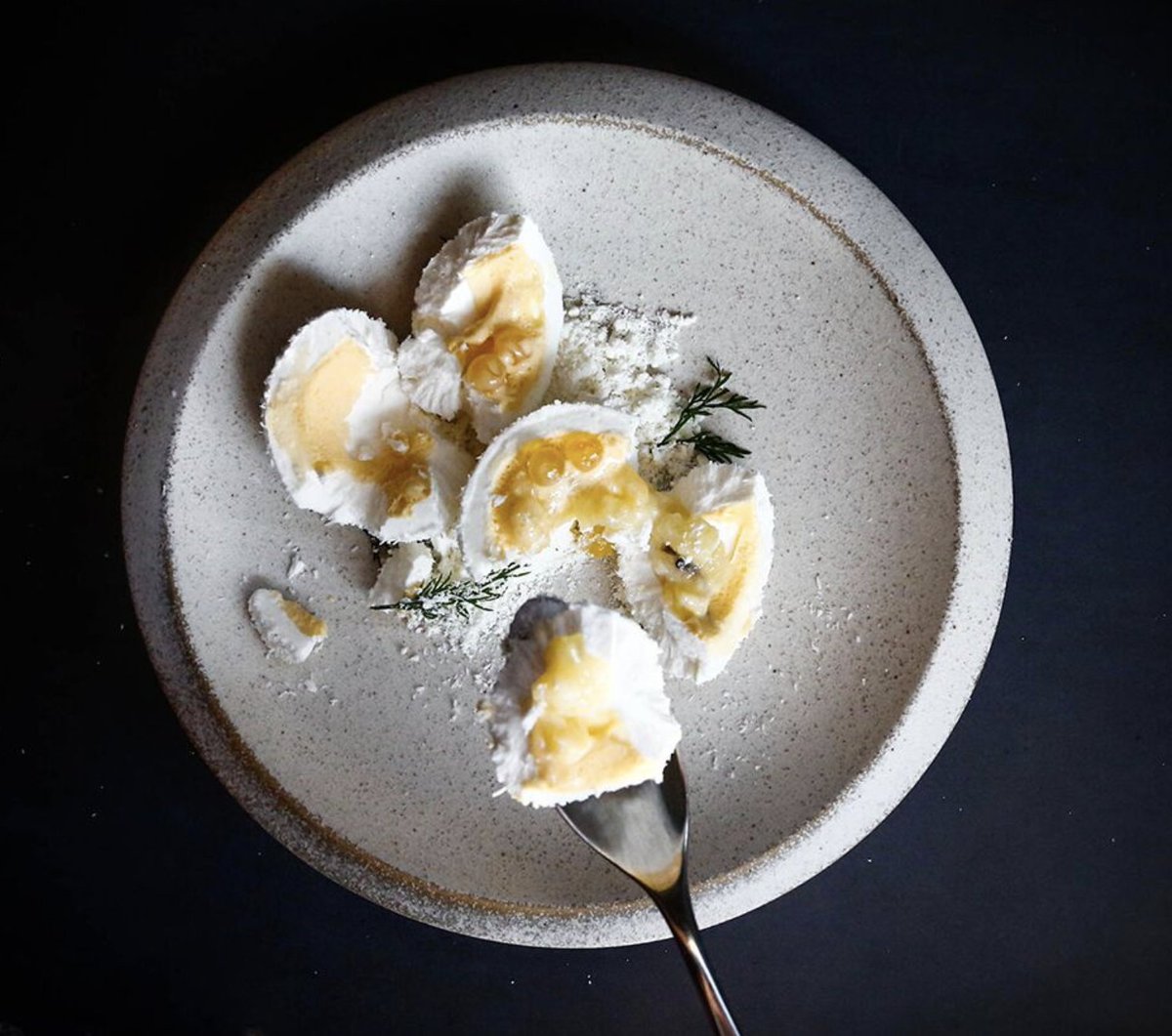 PizzaChefJohnny's tweet image. This is the inside of our Christmas dessert, available at Gradi Crown on Christmas Day only. My head pastry chef and also genius creates magic. And this surely is. Pineapple, mint and mango pearls. I'll take 10 thanks. See you on Christmas Day. @gradigroup @crownresorts