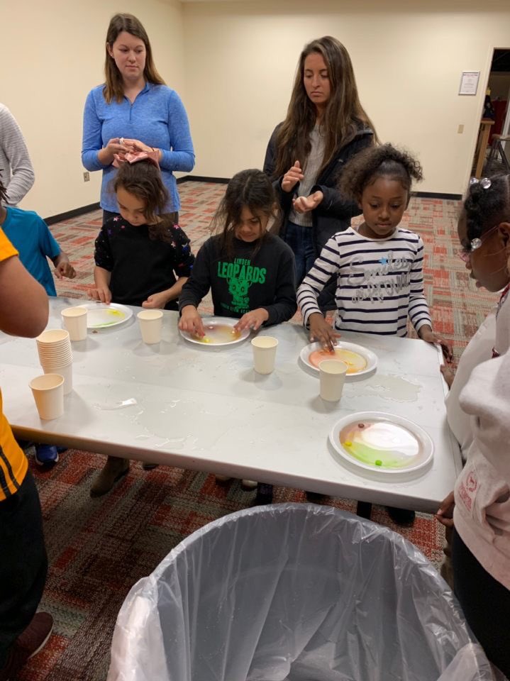 CMFK_OSU's tweet photo. Biggest thanks to Alpha Phi Omega for teaching the little buddies fun new experiments to learn more about science!! https://t.co/ipN3ip7YpS
