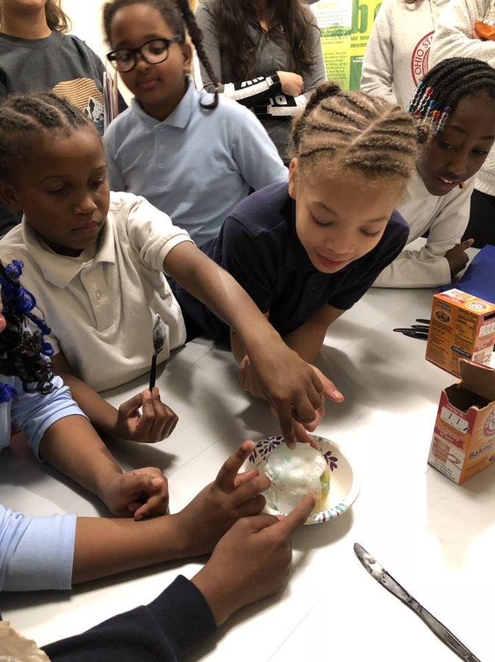 CMFK_OSU's tweet photo. Biggest thanks to Alpha Phi Omega for teaching the little buddies fun new experiments to learn more about science!! https://t.co/ipN3ip7YpS