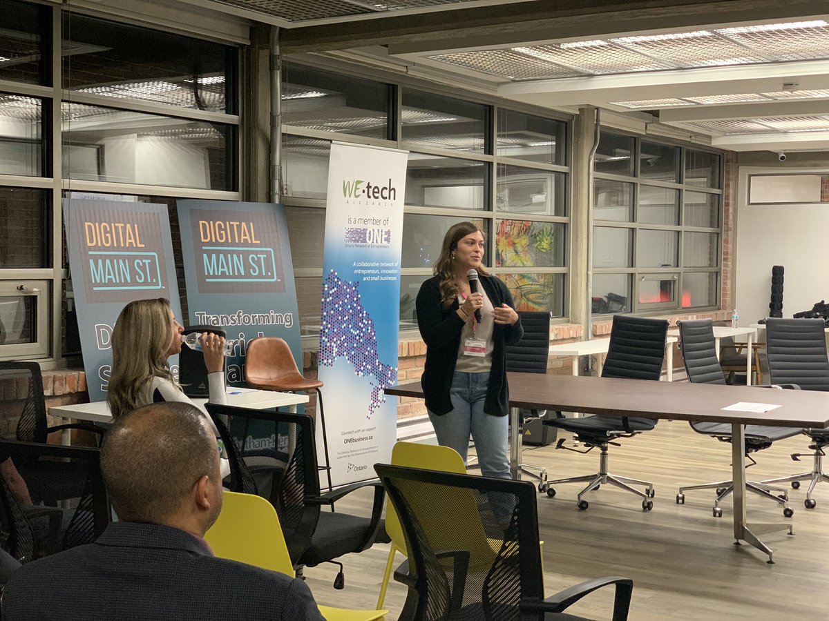 YvonnePilon's tweet photo. .@andrewtompsett of @CKEcDev highlighting “tech companies to watch” beyond 2020 at tonight’s #TeCKNight.
Thanks for hosting @soar_innovation!! https://t.co/0h2XCPUOf5