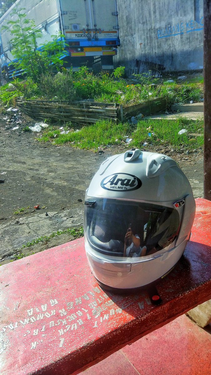 visio_dinata's tweet photo. Ayo nandi ngunu, cek iso gawe Caption "first Ride" https://t.co/E7AeZj2URb
