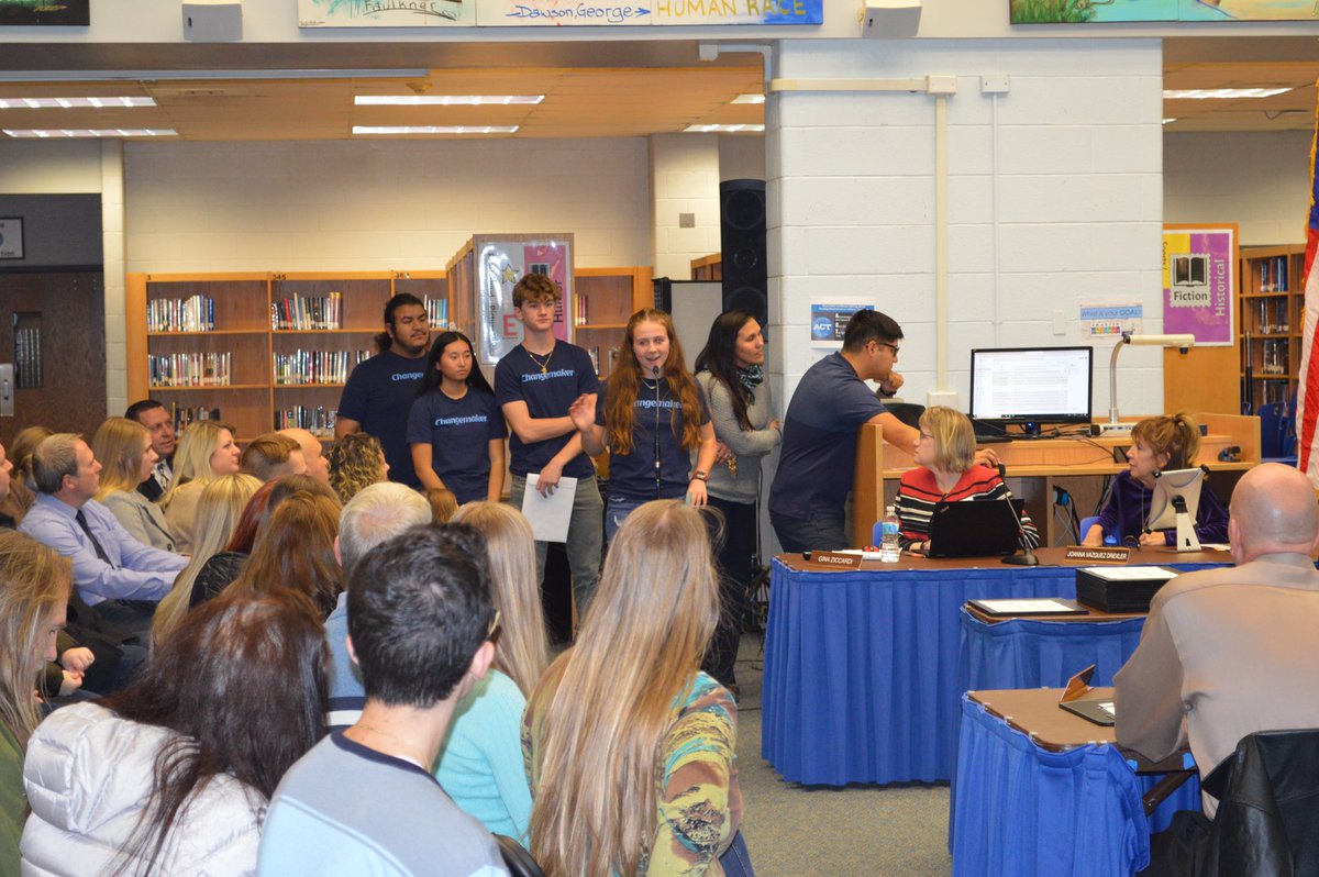 DGSActivities's tweet image. #dgspride Thank you @Dist_99 Education Foundation for supporting the Peace Institute @lorascollege &amp;amp; our Changemaker Workshop from @MNMSorg - thanks for developing empathetic leaders ready to make positive changes on campus &amp;amp; in the world! #BeTheChange