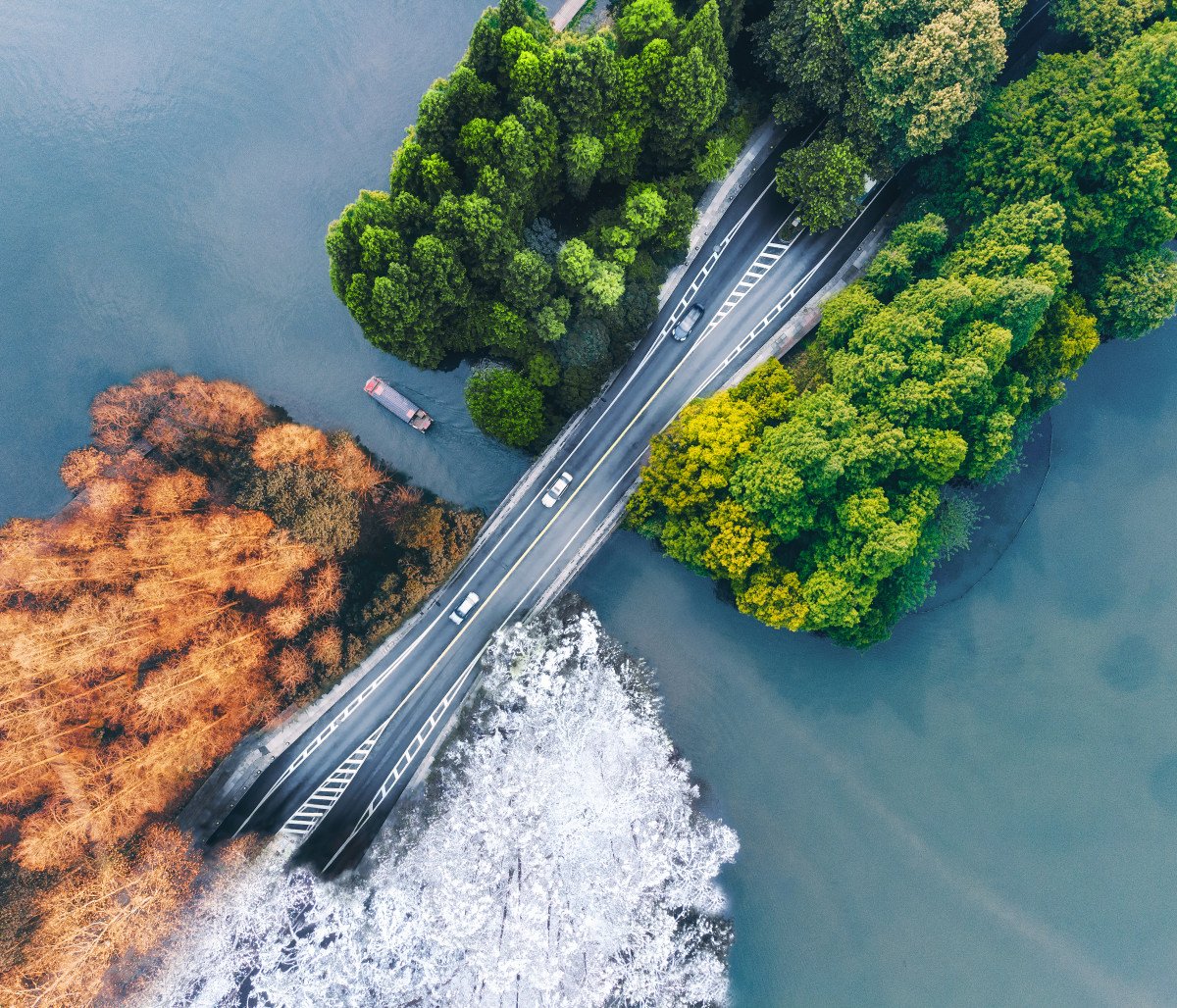 Today's awesome #POTD is from Luxiang Zhu who combined the 4 seasons into one awesome shot using a #MavicAir! 📷👇
Learn More: http://bit.ly/DJI-M-Air