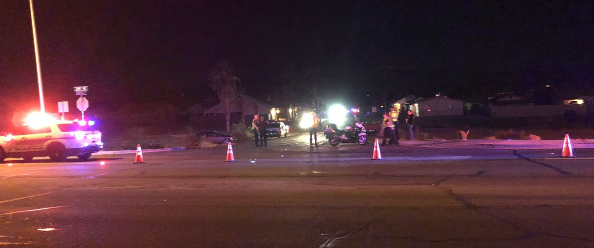 BhcpdNews's tweet photo. BHCPD is looking for a white utility type van  with no side or rear windows. Black male driver in his 50s. The van was last seen WB on Central Ave. A female was severely injured in this hit-and-run. 
If anyone has any information, please call (928) 763-1999. https://t.co/RpzSSxkG2e
