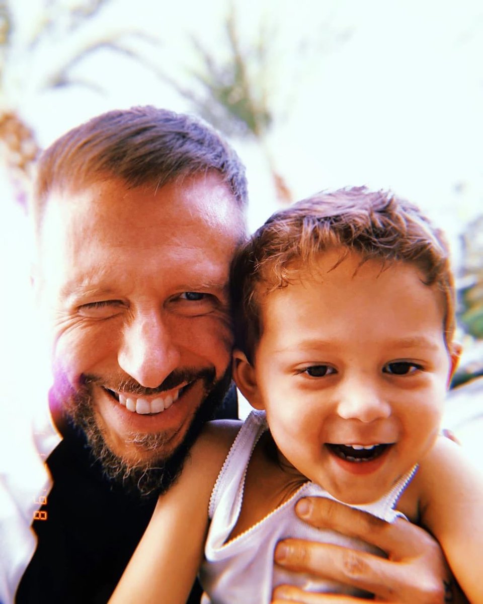 NoelSchajris's tweet photo. Y nos fuimos a poner más guapos jaja.. día de corte de pelo con my Little  tiger 🐯 ❤️ https://t.co/BM61RPAUBJ