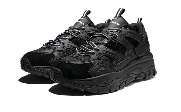 akiii classic shoes