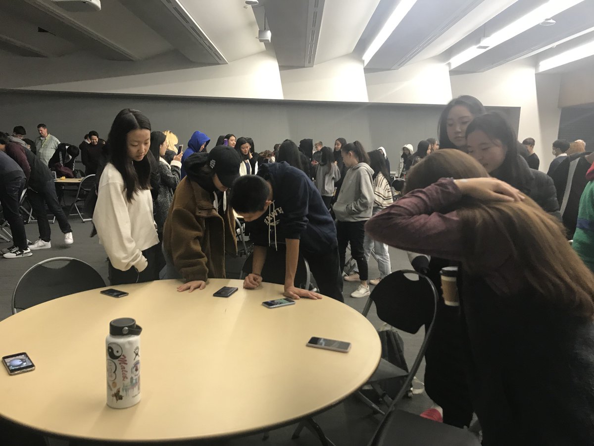 NVisahan's tweet photo. Grade 11 Math IA launch. The whole grade, along with the High School Math teachers, discussing possible explorations. #sfs1912 #highschool #ibmath @SFS1912 https://t.co/3BjXeMG2LM