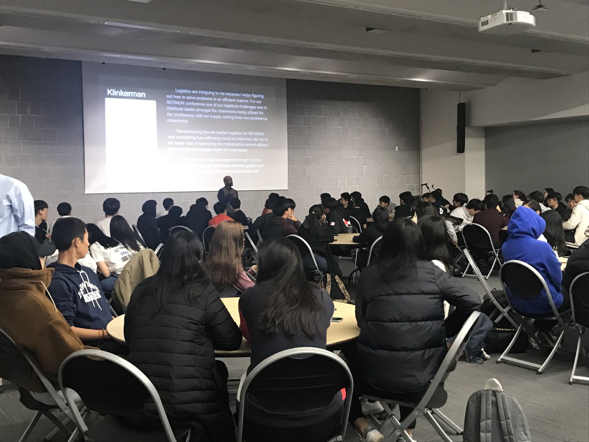 NVisahan's tweet photo. Grade 11 Math IA launch. The whole grade, along with the High School Math teachers, discussing possible explorations. #sfs1912 #highschool #ibmath @SFS1912 https://t.co/3BjXeMG2LM