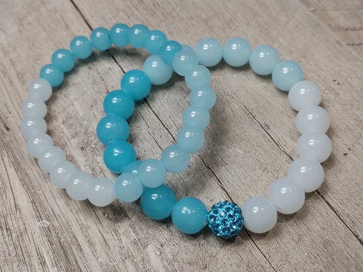 GoliathsCrafts's tweet photo. Maritime themed 
⚓

Handcrafted beaded bracelets for women and children.  Visit Etsy shop - https://t.co/r1dXr9ZiOW

#beadedbracelets #beadedjewelry #beadbracelets #bracelets #bracelet #glassbeads #glassbead #glassbeadjewelry #glassbeadsjewelry https://t.co/XqVMy022hX