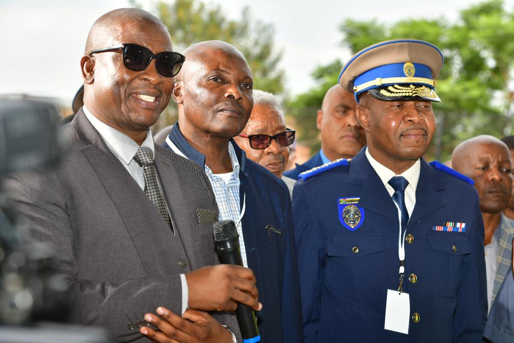 At the launch of Thembisa Licensing hub with my Chief of Police