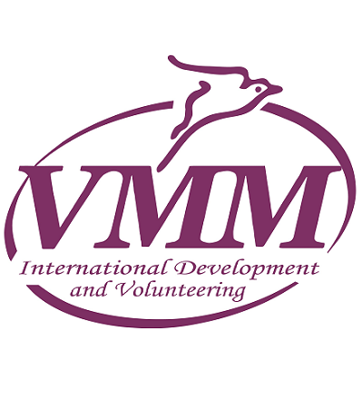 VMM_Int's tweet image. "The sun was shining as the cathedral gardener cut the hedge with his machete. The little old lady sat on her stool at the corner selling her craftwork and boda drivers scooted up and down to Virika Hospital ‘We Treat, God Heals’ the sign reads)."

bit.ly/2NFjD0i