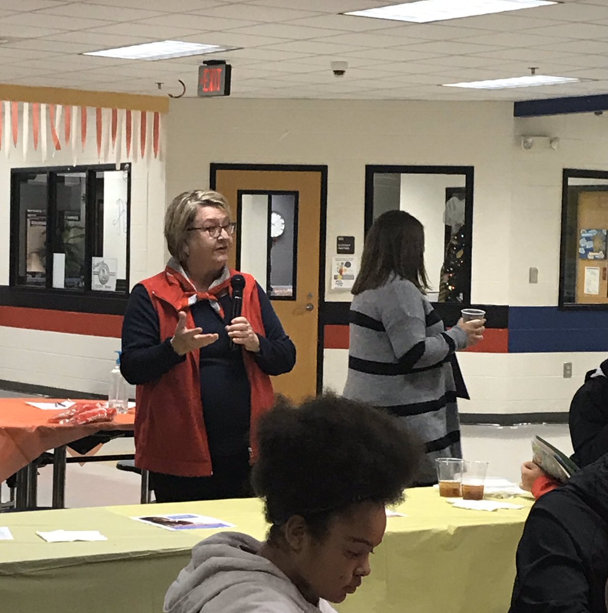 Dinner, story, and a craft makes for a perfect November evening! #BrightLittleMinds #FerstFoundation #WestsideElementary #PartnershipWithParents