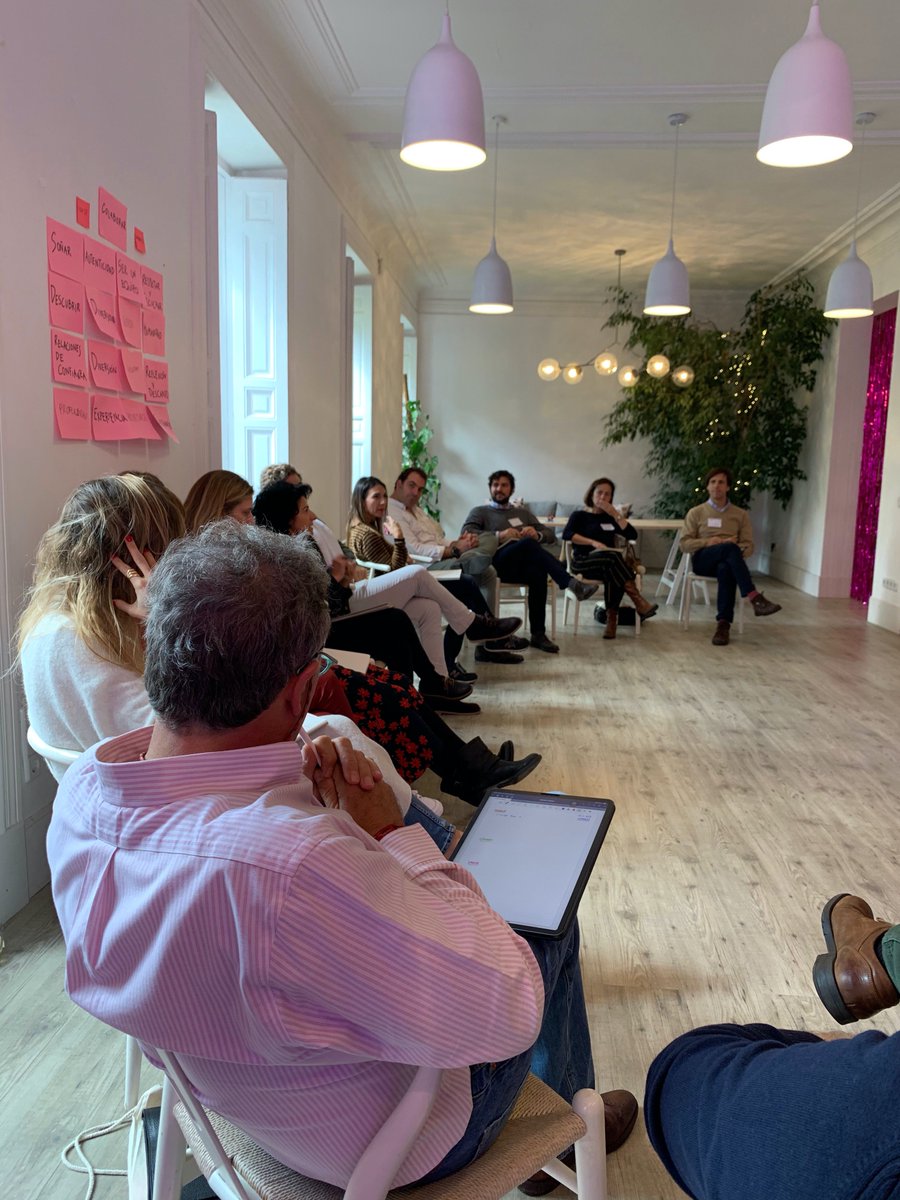 Soulsightmadrid's tweet photo. ¡Bienvenidos de nuevo, wanderers! Arrancamos el módulo ”Explora y Lidera con los demás” con mucha ilusión. @wanderbeing
#YoSoyWanderer #liderazgo #liderazgohumano #formación #madrid #soulsightlife #wanderbeing https://t.co/9awaFa9MDW