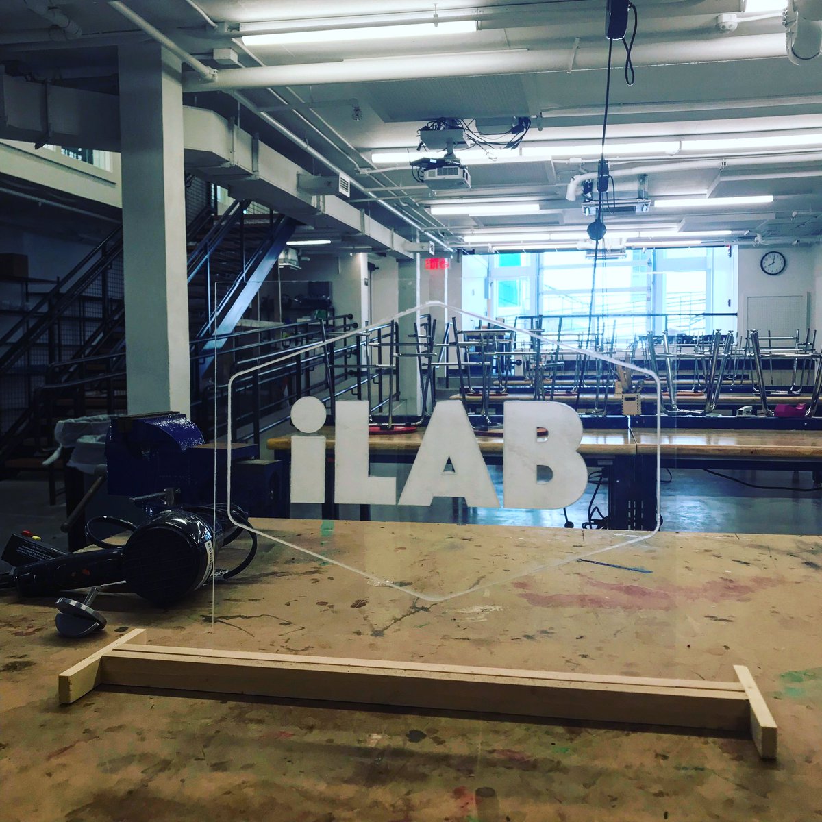 DesignSaunders's tweet photo. Hey friends! 👋 Does your school have a #makerspace? If so, I’m super curious to hear how you integrate it with your class schedule and curriculum. I’m looking for new ideas and inspiration! Please RT - I’m eager to learn from you all! Thank you 😊 #makered #ilab #fablab #edtech https://t.co/jeNkZhBgSh