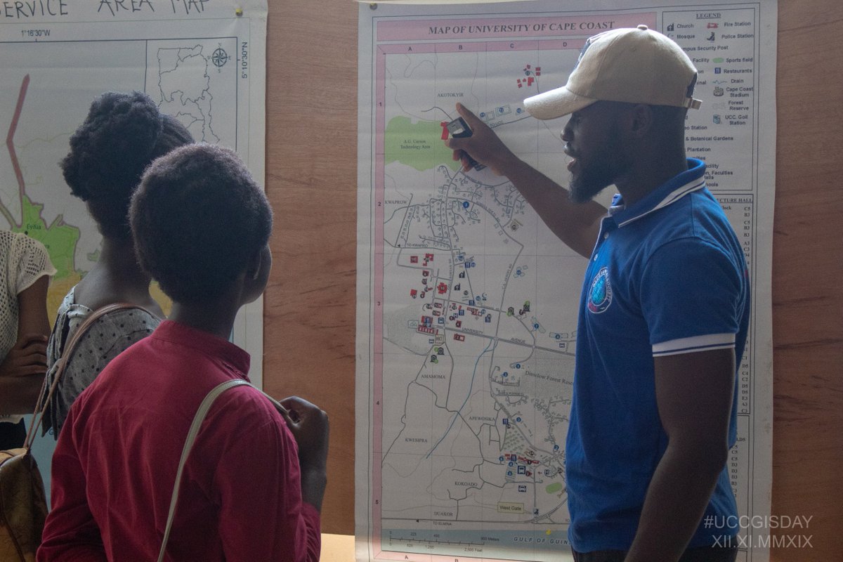 YouthmappersUCC's tweet image. The first activity of the #GISDAY in UCC was a map display session to enlighten our audience of the works being done using GIS. #osmgeoweek #uccgisday #gisday2019 #GeographyAwarenessWeek