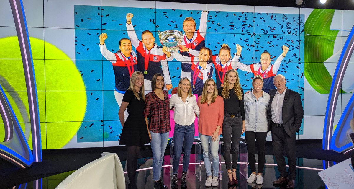 beinsports_FR's tweet photo. 🏆🎾 RDV à 19H30  pour une émission spéciale 
"Championnes du Monde" sur beIN SPORTS 1 !
#FedCup #TennisExtra https://t.co/MFLu4oaIBK