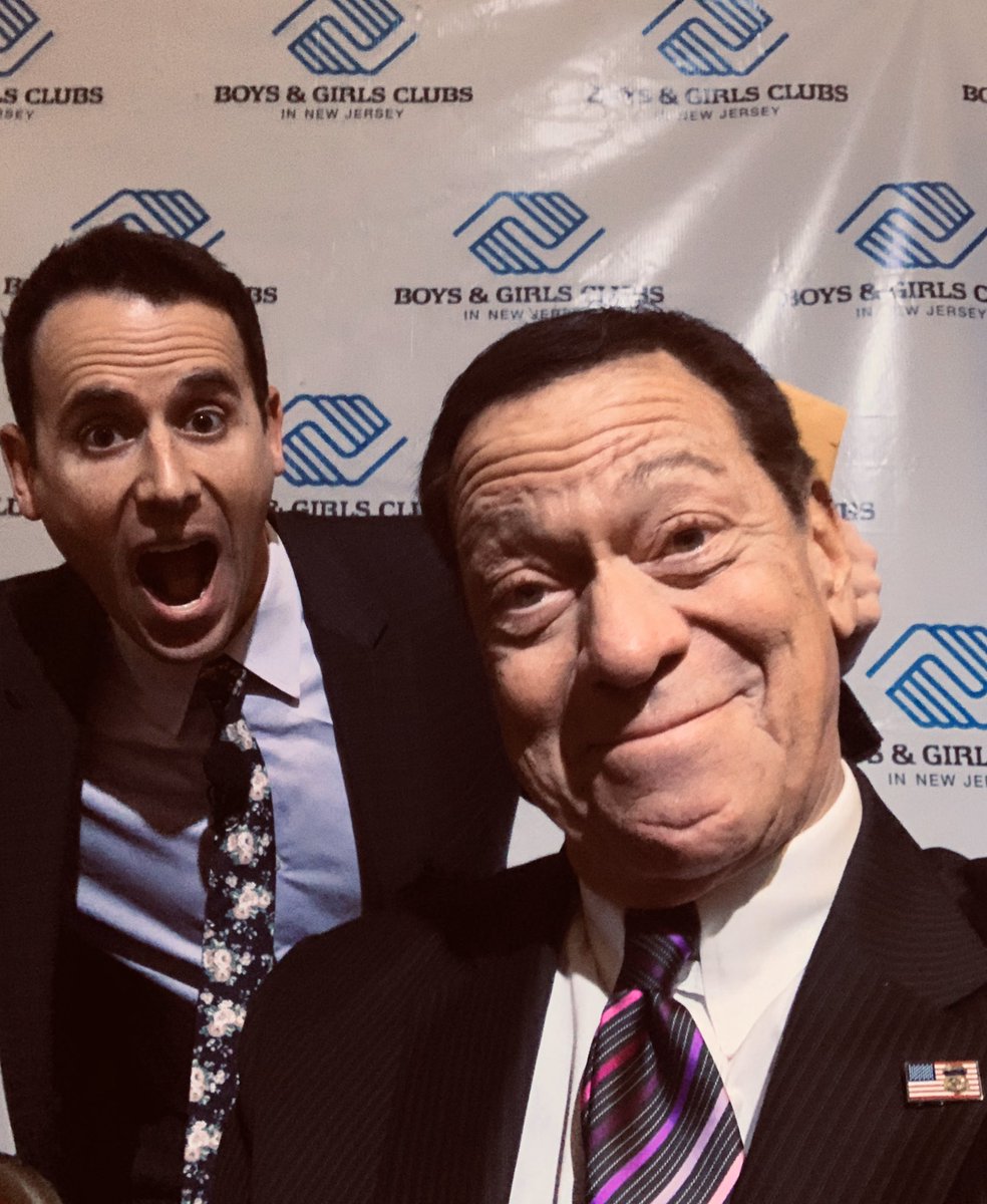 JrzyJoePiscopo's tweet image. And thanks to #TheAmazingOz at #BoysAndGirlsClubsNJ #FallEvent #NewarkNJ 🤣