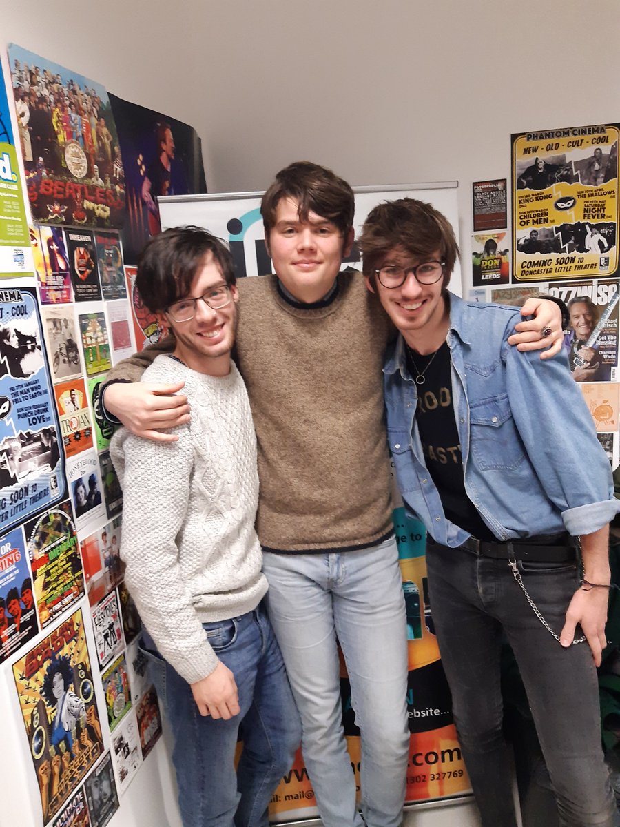 SineFM's tweet image. Tune in now for a guest spot and #live session with #Doncaster band @sweetnessbanduk &amp;amp; @AliciaSine