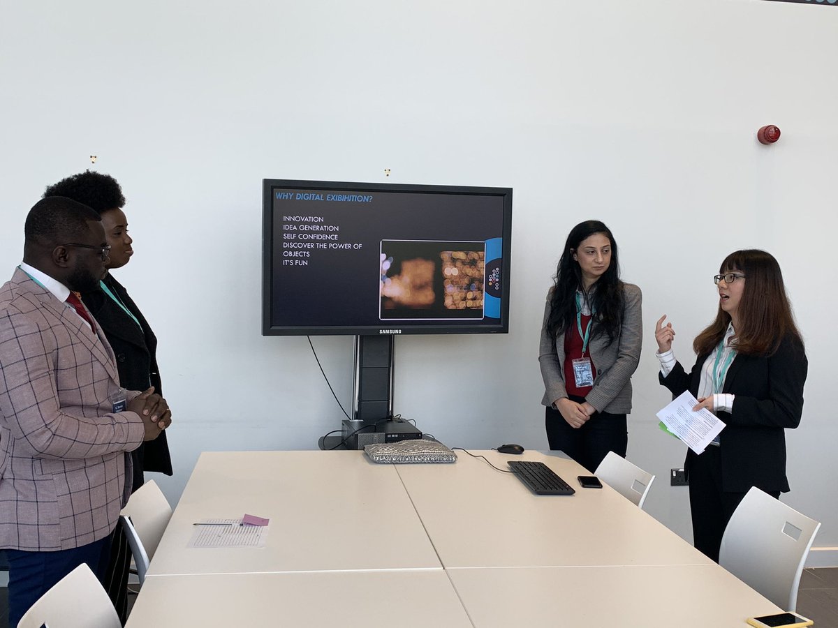 Chang_Ge_UoL's tweet photo. Why adopt #DigitalExhibition in assessment? Innovation; Idea Generation; Self-Confidence; Discover the Power of Digital Tools and itโs FUN! @DSAGUoL @UoLBusiness @UoL_LALT #DigiEd19 https://t.co/L1b74B354M