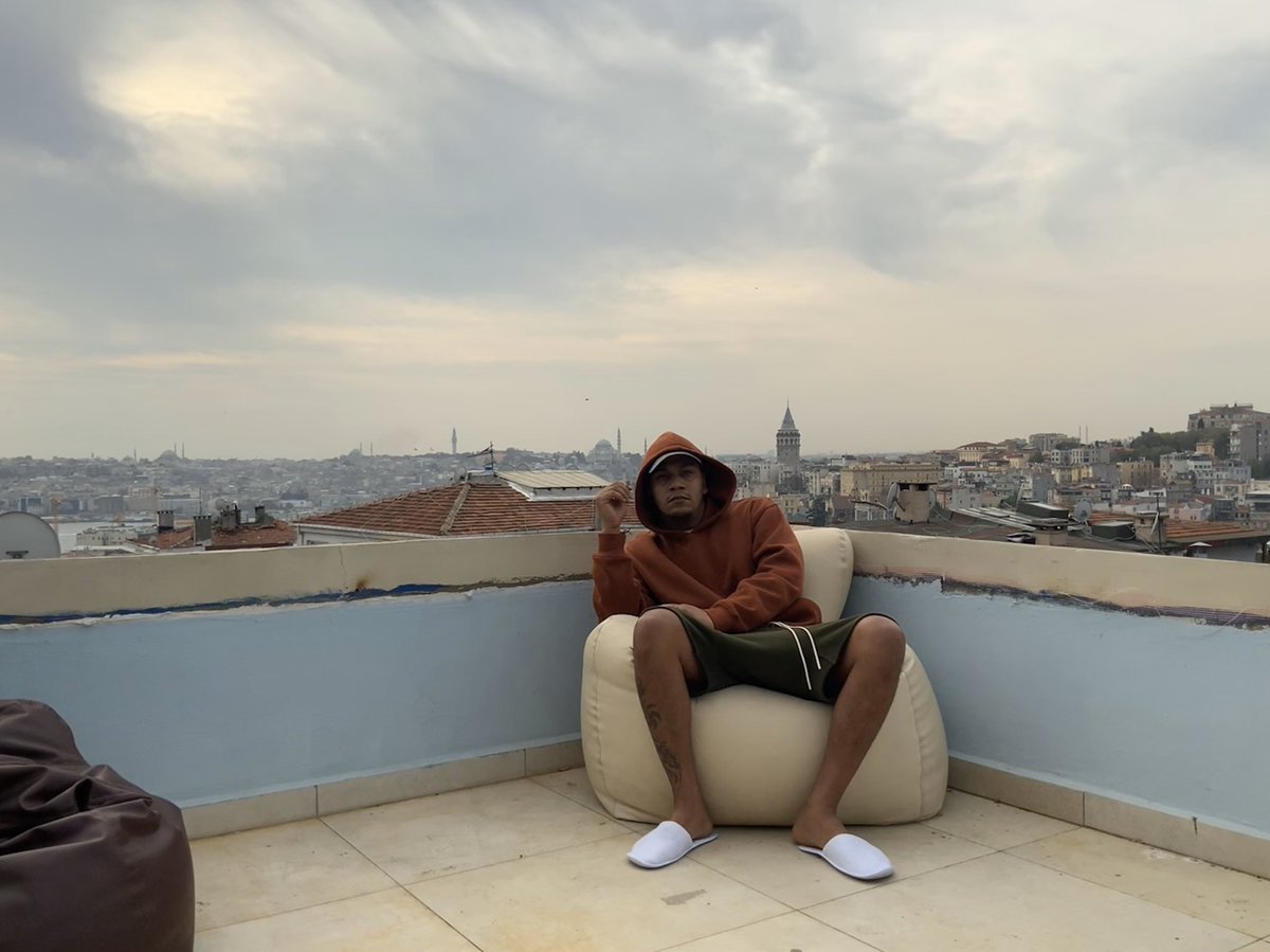 BLESSxSHAHMEN's tweet photo. When is the #SHAHMEN Istanbul concert @ZorluPSM ?! https://t.co/plWwYVwjsz