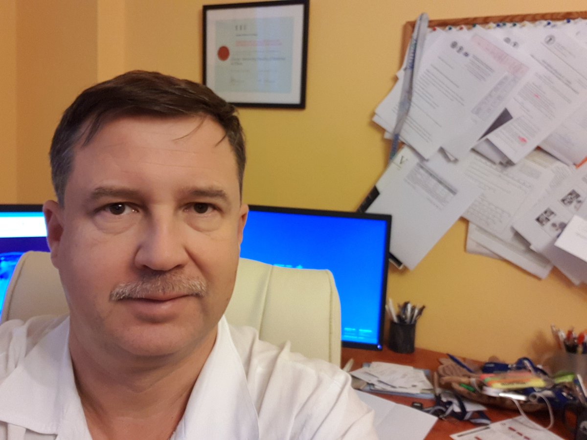 Movember 2019 na <a href="/Urology_Plzen/">Dept of Urology Plzeň, CZ</a> . Už to roste. Cíl Movembru, tedy vypadat co nejhůře a tím upozornit na mužské zdraví, plněn😜. #uroczech