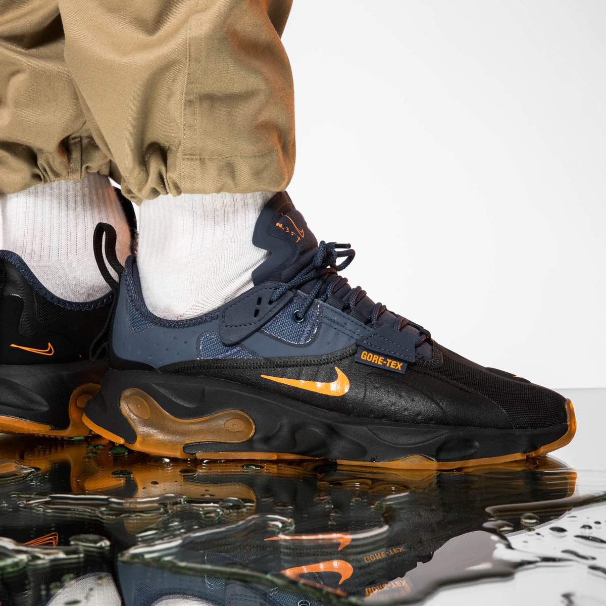 nike react gore tex black