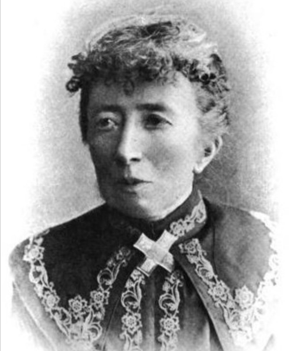 Cork's Agnes Clerke is  #MiniMná 13. Despite having no formal education in it, she developed a keen interest in astronomy, published several books, became only the 5th female member of the Royal Astronomical Society, and had a crater on the moon named in her honour.   #Mnávember