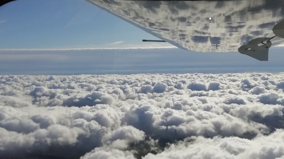 flightdesignct's tweet photo. #CTLSi at 9000ft when testing a new fuel pump. ✈️🛩️✈️
#flightdesign #aviation #aviationdaiily #flight #Airplane https://t.co/GRKzcl2oRt