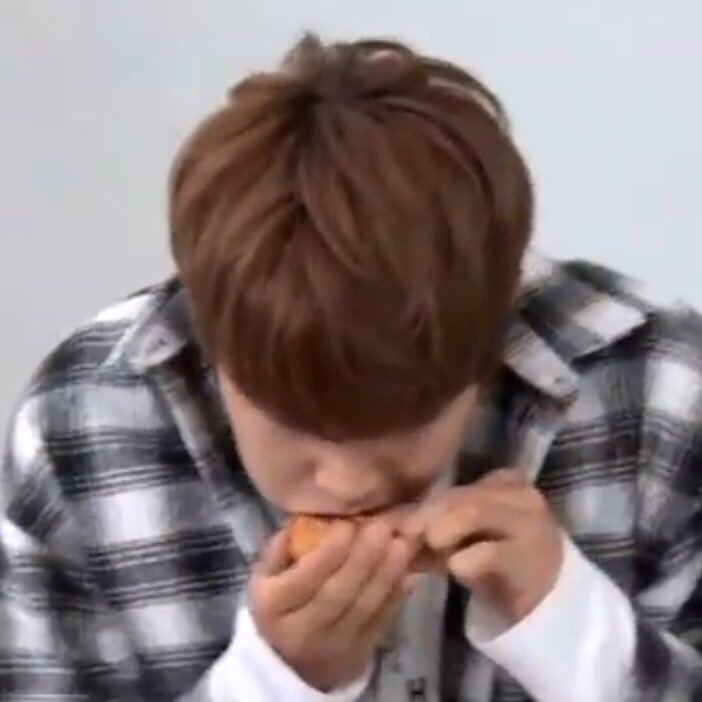 jackba_1102's tweet photo. #박우진_소중해 
#parkwoojinweloveyou https://t.co/LkosCgrMk7