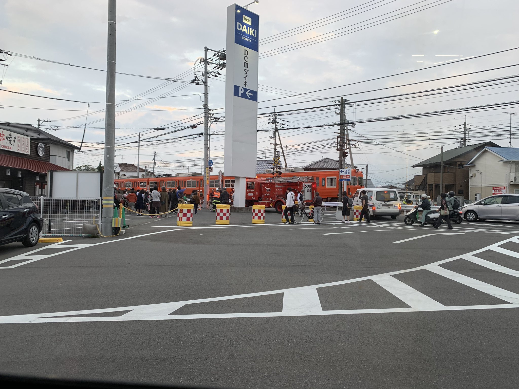 伊予鉄郡中線の土居田駅～余戸駅間で人身事故の現場画像