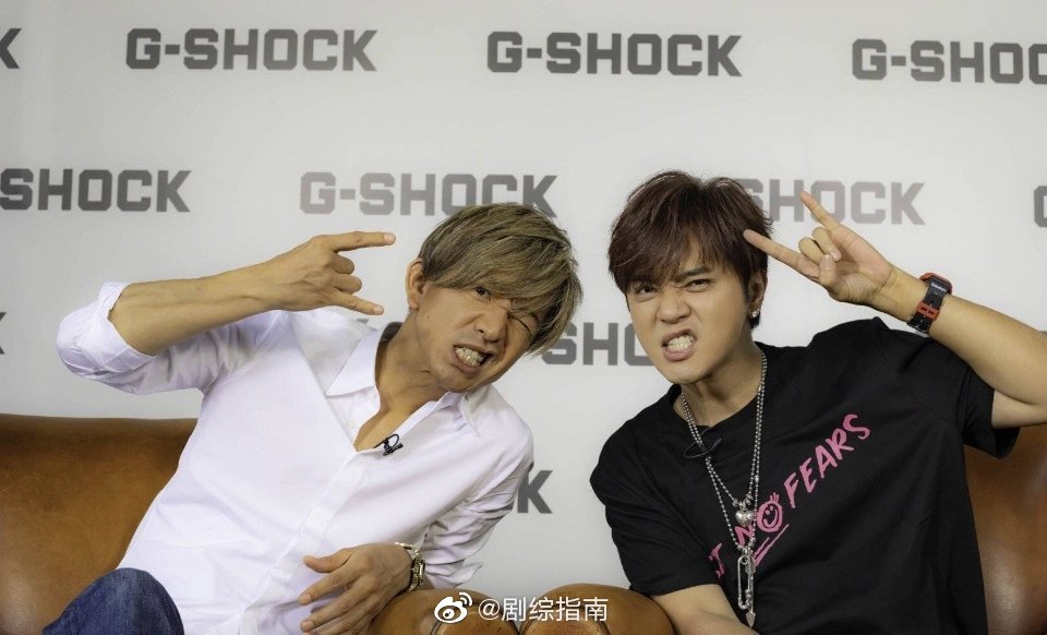 Show Luo wishes Takuya Kimura a happy birthday 