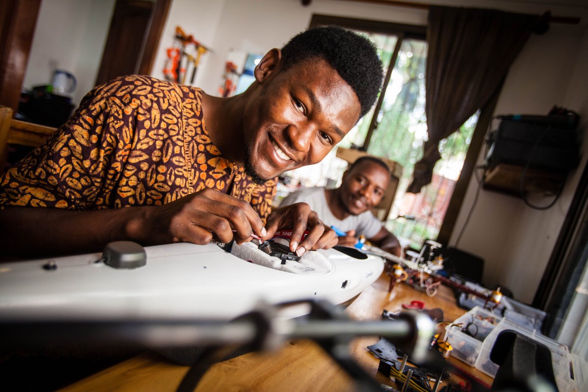 ADF_rising's tweet photo. BUSINESS CHALLENGE! We are now accepting submissions to #ADF2020’s Business Challenge. Open to #African #entrepreneurs that have identified new &amp; innovative business ideas enabled by drone tech or data. Learn more: https://t.co/1eyRNYpDs9 https://t.co/9OUodDchdc