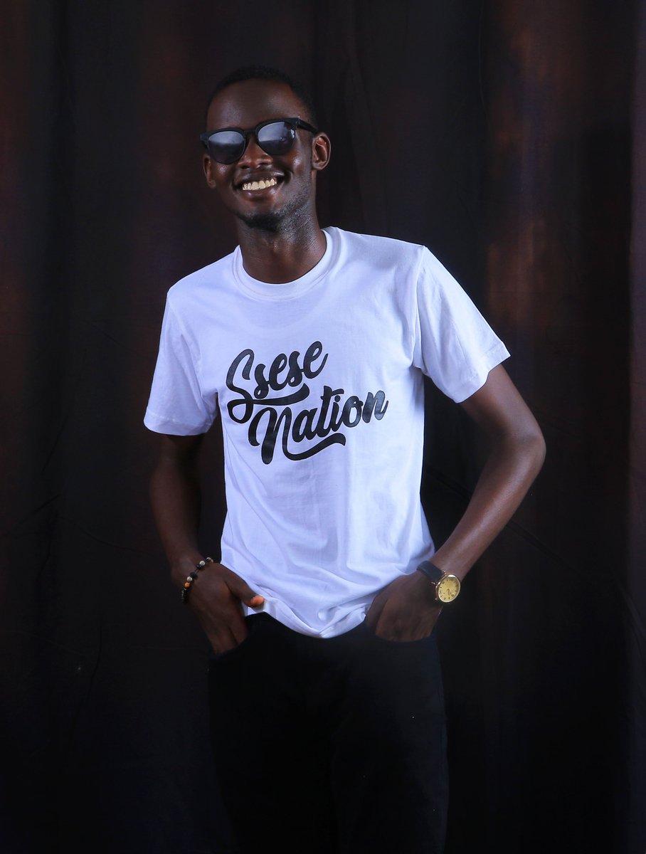 SseseNation's tweet photo. Are you looking this fly today or you can explain? Don't be left out. Cope your #SseseNation tee today and join the celebration. #SseseNation #ItsAlwaysAParee https://t.co/nN9y0RLSSd
