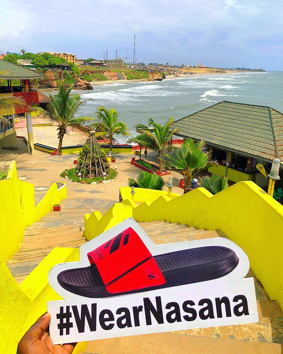 Beautiful scene from Osikan Beach🏖 
Make sure you rock your NASANA Slides when visiting the beach👍🏽 
.
#wearnasana #slides #nasana #caps #slippers #sandals #nasanamoment #ghana #ghanafoods #accra #kumasi #ghanaianbrands #trendy #unisex #africa #beach #YearOfReturn