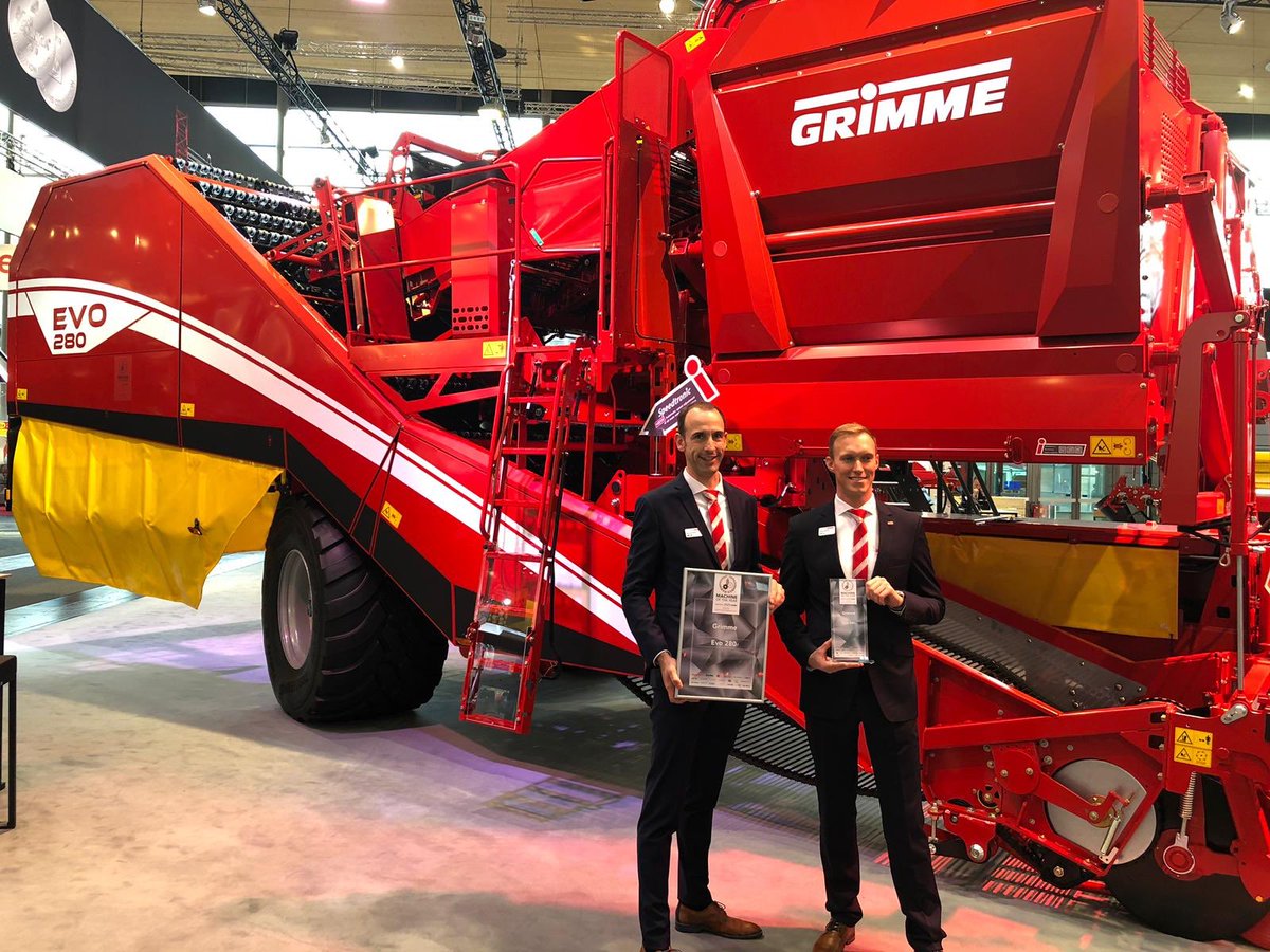GRIMMEGroup's tweet photo. And the winner is - GRIMME EVO 280!
We are proud to have won the title Machine of the Year with our two row harvester EVO 280! Come and visit the machine of the year in hall 25!
#GRIMME #GRIMMEGroup #EVO #machineoftheyear https://t.co/Y7ykvq8W2N