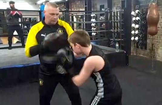 England_Boxing's tweet image. VIDEO 🥊📽️

Watch Jewellery Quarter Boxing Club's Mick Maguire - also England Boxing's Club Support Officer for the Midlands - explain the great community work going on across the region that has helped him be nominated for a @_UKCoaching award. 🙌

➡️ bit.ly/2NHNipF