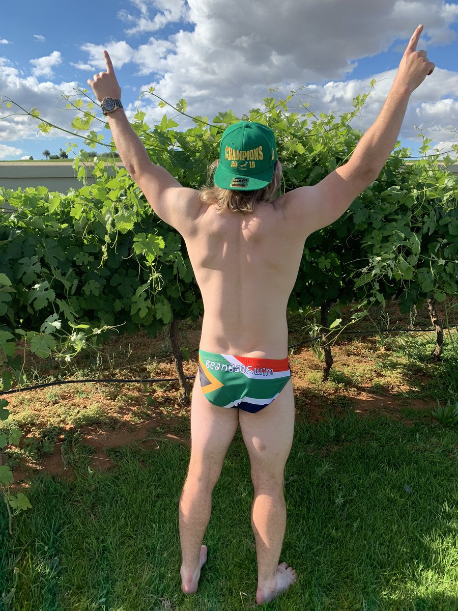 Challenging Siya, Jesse, and ALL OF YOU to get into your speedo & post a pic to help spread the word on this important cause! !  #FafChallenge  #ballskills  #StrongerTogether  #CancerAwareness  #colab  @Ciplarsa