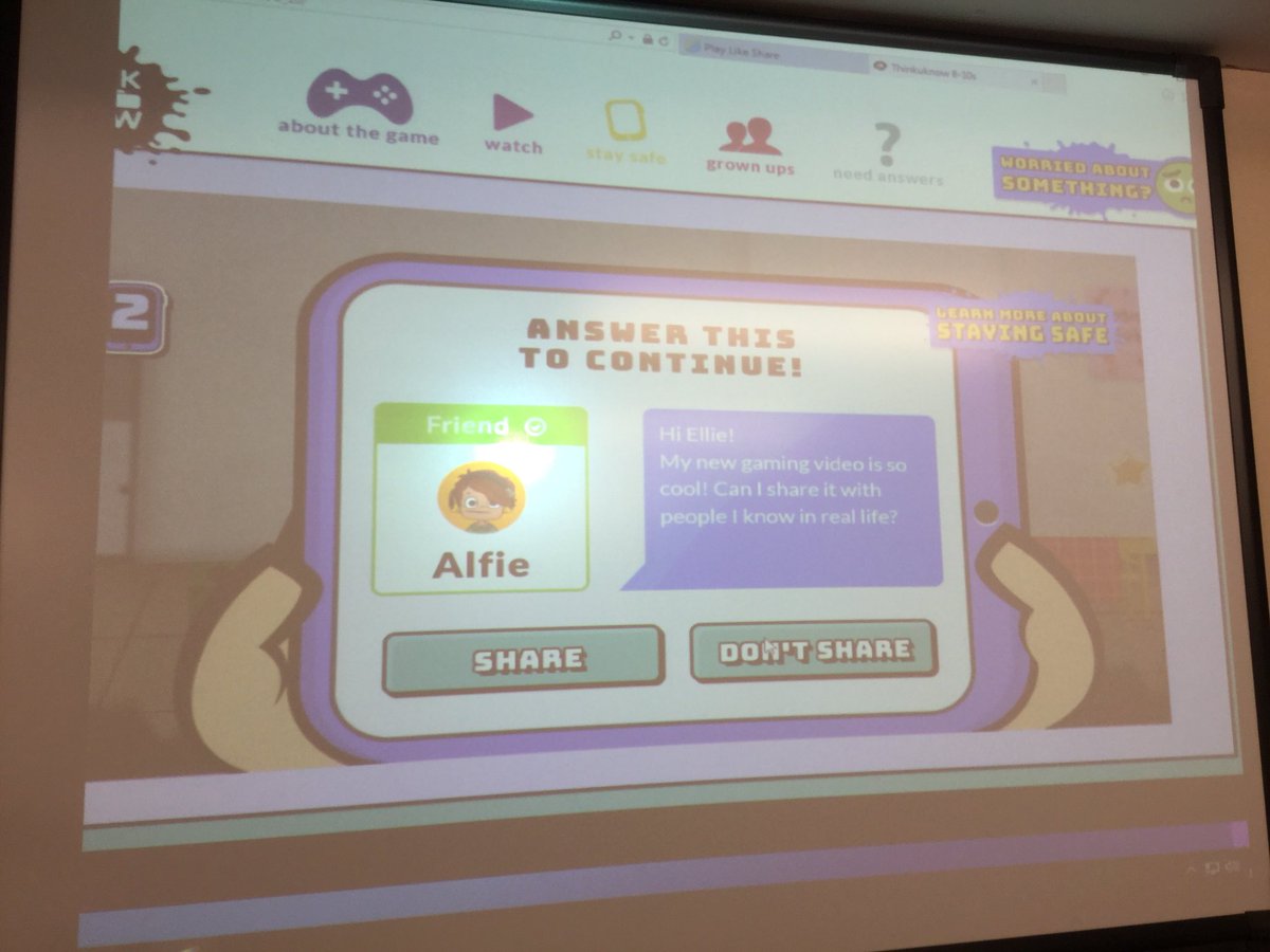 LSTClass9's tweet image. Class 8 are using their knowledge of internet safety to take a quiz. #DigitalCitizenshipandTechnology