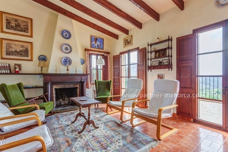 PartnerMallorca's tweet image. 650.000 € #Puigpunyent #Palmademallorca #пальмадемайорка #partnermallorca Дом имеет туристическую лицензию.