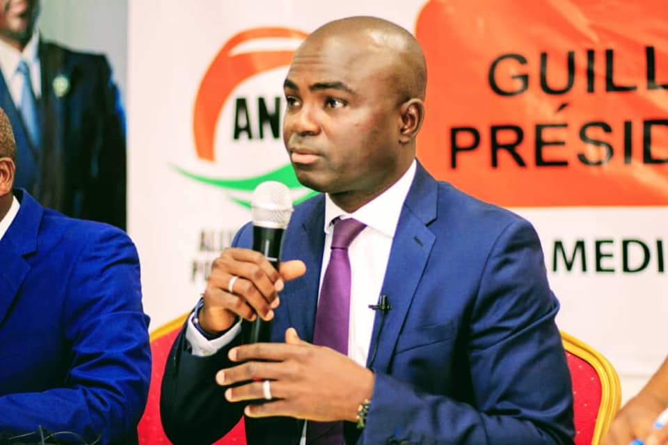 ANC28706331's tweet photo. Mamadou TOURE et Adama BICTOGO ont une connaissance pelliculaire de la lutte pour ADO. Ils ne peuvent donc pas nous donner des leçons. Qu’ils arrêtent de manipuler l’opinion avec le label Ado pour leur cause perdue de 2020.

ALPHONSE SORO PRÉSIDENT DE L' ANC https://t.co/lXmGXjaKZH