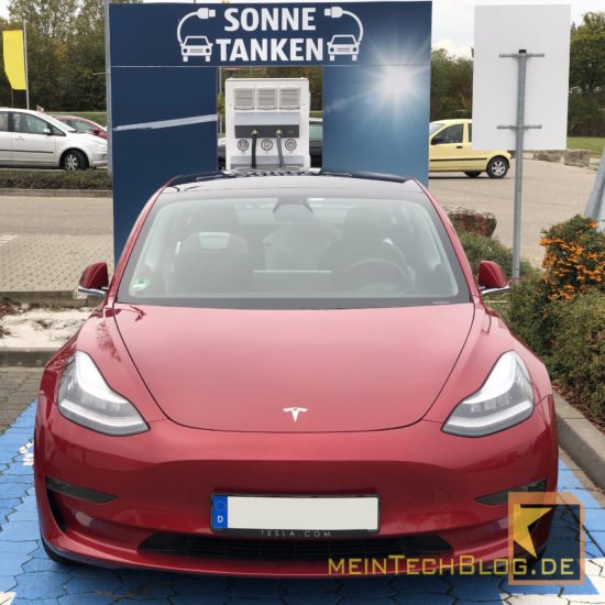 Tesla Model 3 in FHEM einbinden - Praktische Szenarien für den Alltag - meintechblog.de/2019/11/tesla-…