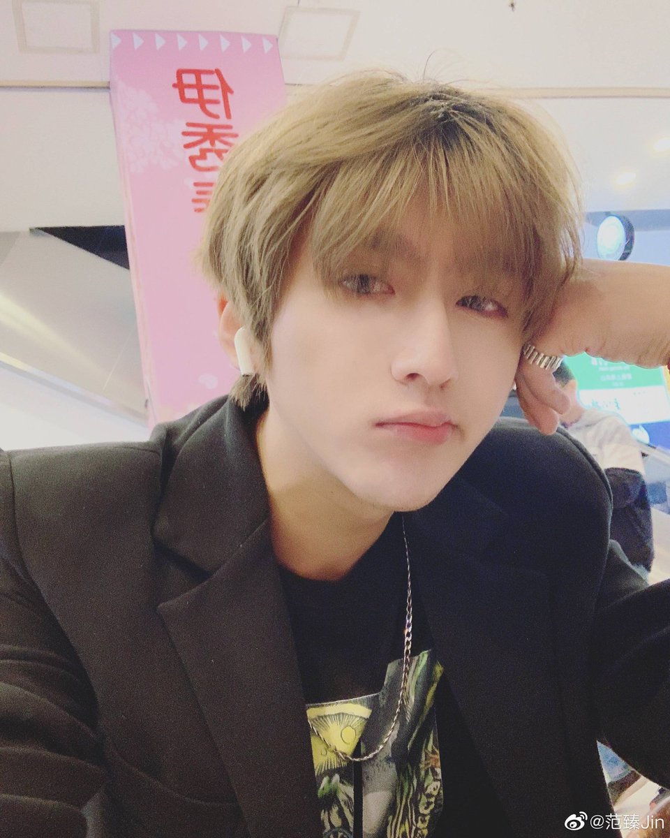 范臻Jin tweet media