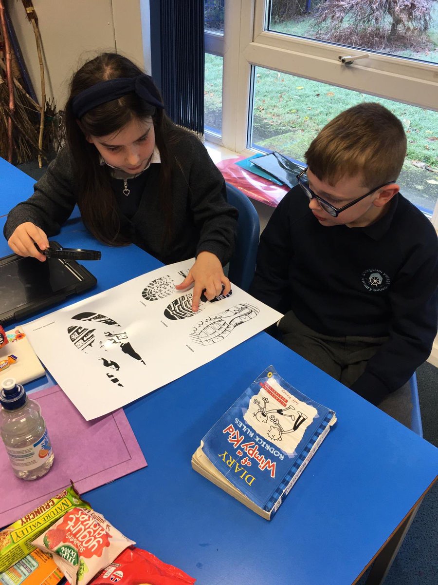 Mrs_T_101's tweet photo. Lots of CSI work going on in P5 today! Budding detectives ... #Science #CSIFun https://t.co/PDrun7E3ms