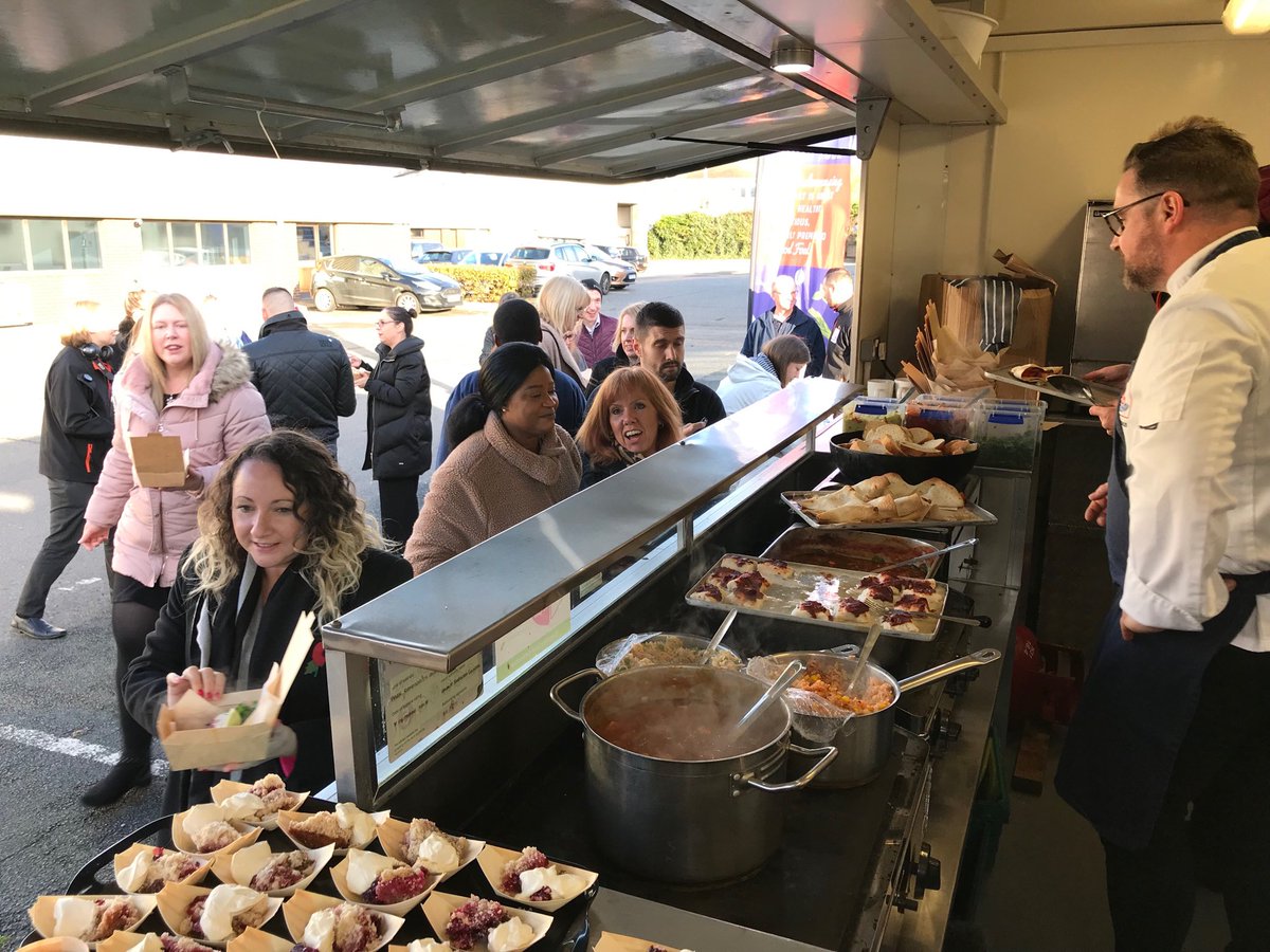 It’s a busy one here ⁦<a href="/AllergyUK1/">Allergy UK</a>⁩ on day 5 of the ⁦<a href="/LACA_UK/">LACA</a>⁩ #NSMW #tasteforyourself tour. Lots and lots of ‘customers’ from across the business park enjoying modern day school food - “beautiful, wow, amazing, can I have another one?” Just some of the many comments