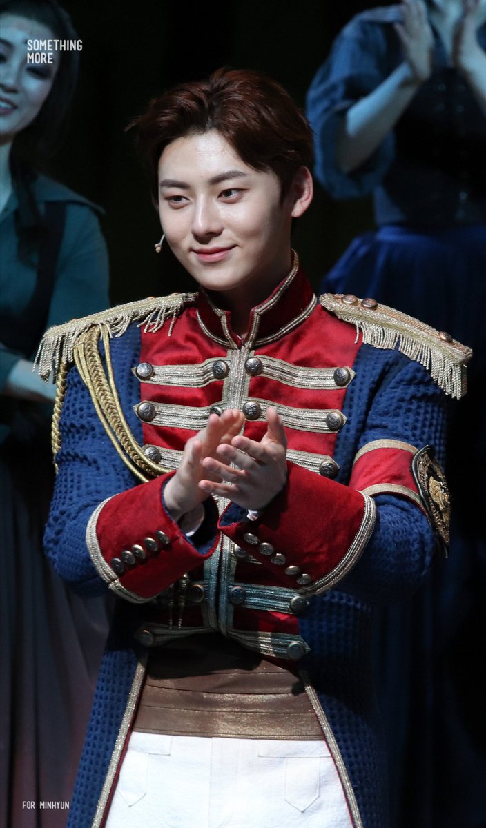 somethingmore95's tweet photo. #황민현마리앙막공축하해 
 사랑해요❤️ https://t.co/RXH216pZ2K