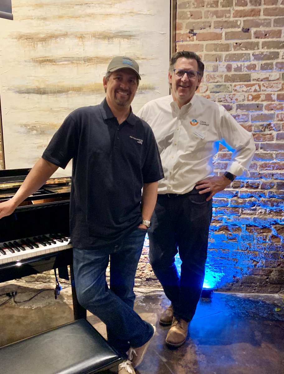 ClearComfortH2O's tweet image. Great times at the Ask The Masters Big Easy Reception last week! Thanks again to everyone who came by at the Clear Comfort Hospitality House! #BestAOP #AskTheMasters #BestAOPParty