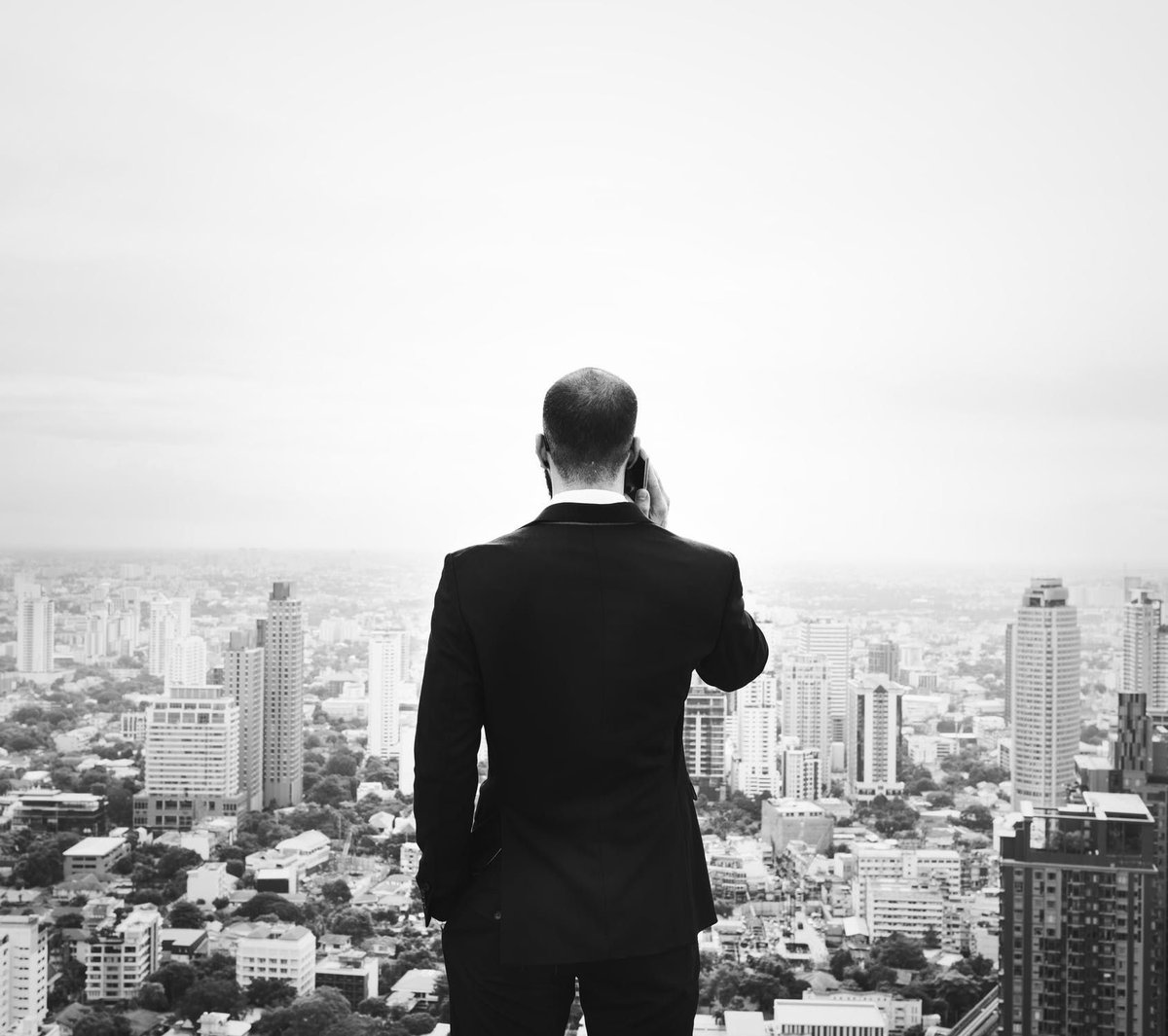 Want to stay ahead of change? 
You need a next-gen #wireless solution that will improve your experience &amp; impact how you work, live &amp; play. 
Explore how #WiFi6 is the solution for you: buff.ly/33HnDTI
#Cisco #wirelesswednesday #network