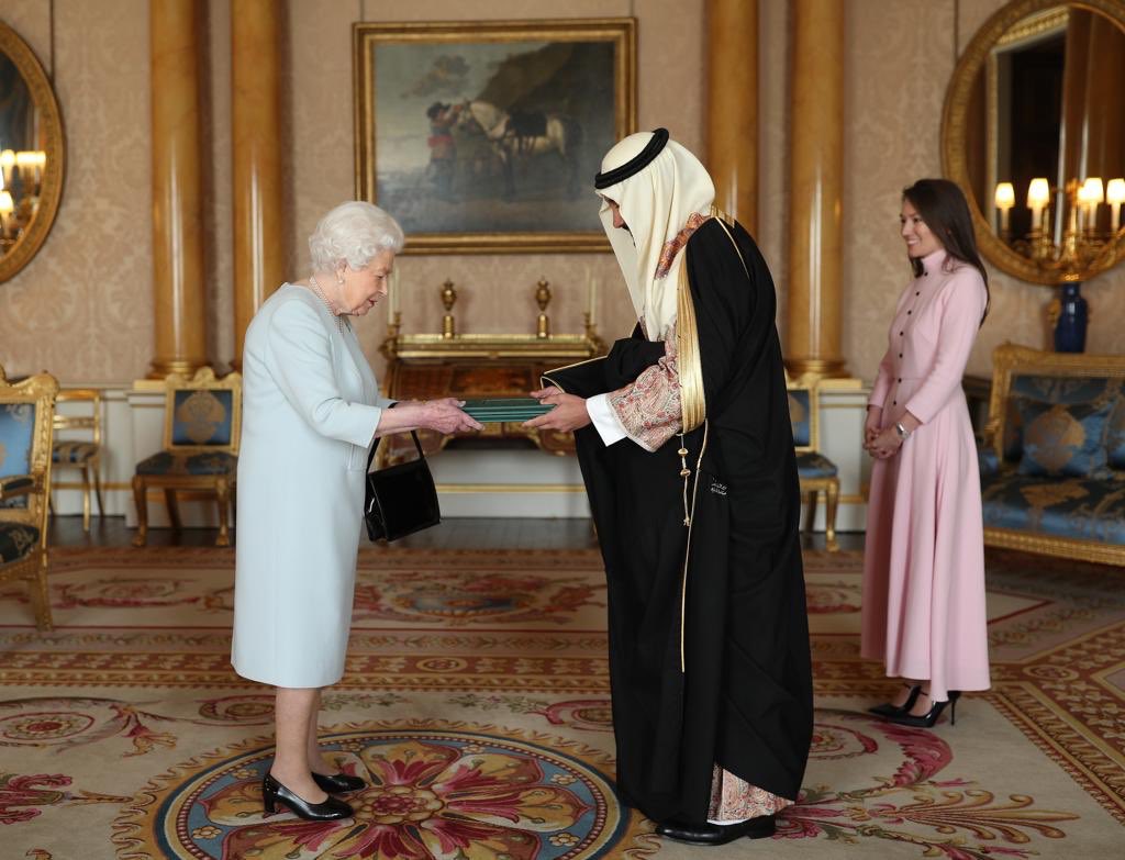 سفير السعودية الجديد بألمانيا تعرف على الأمير خالد بن بندر وزوجته الدوقة صور