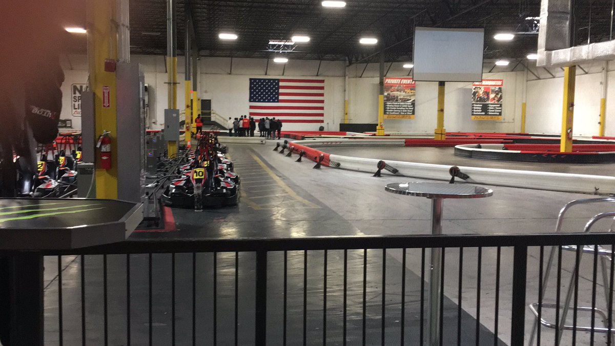 PhysicsFerg's tweet photo. Getting the tour of the track! We are ready to race!! @BlairStem @Blair_Science @blairprincipal @Autobahn_Speed #AutobahnBWI #physicsisfun https://t.co/ikzKTdzwi3
